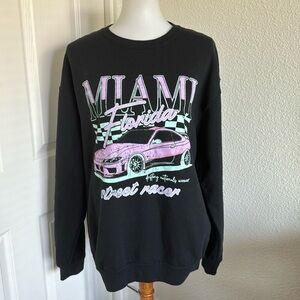 Oversized graphic crew sweater